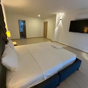 Hotel Opera, Centro Medellin, Entertainment,y Bar, Solo Adultos
