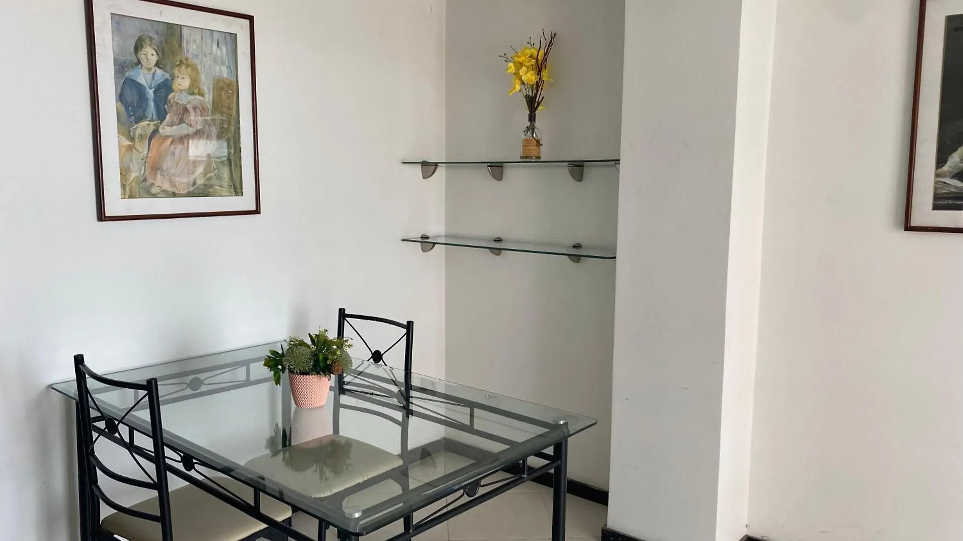 Hotel Emporium El Coral Laureles Medellín