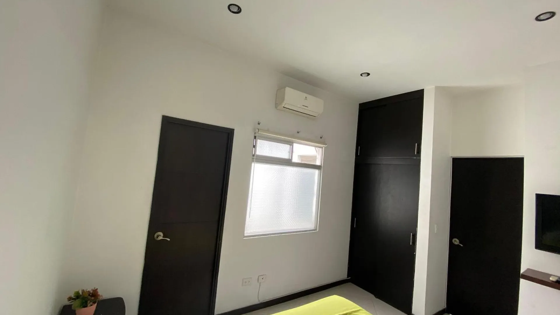 Hotel Emporium El Coral Laureles Medellín