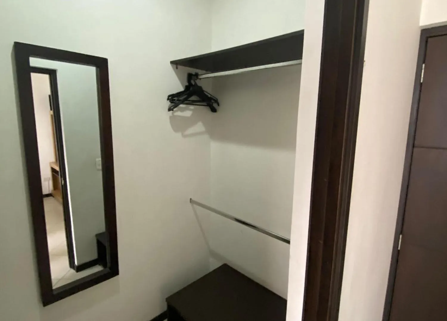 ***  Hotel Emporium El Coral Laureles Medellín Colombia